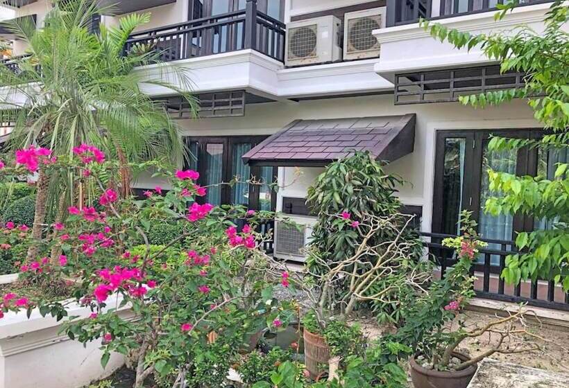Номер Superior Нижний Этаж, Phi Phi Andaman Legacy Resort