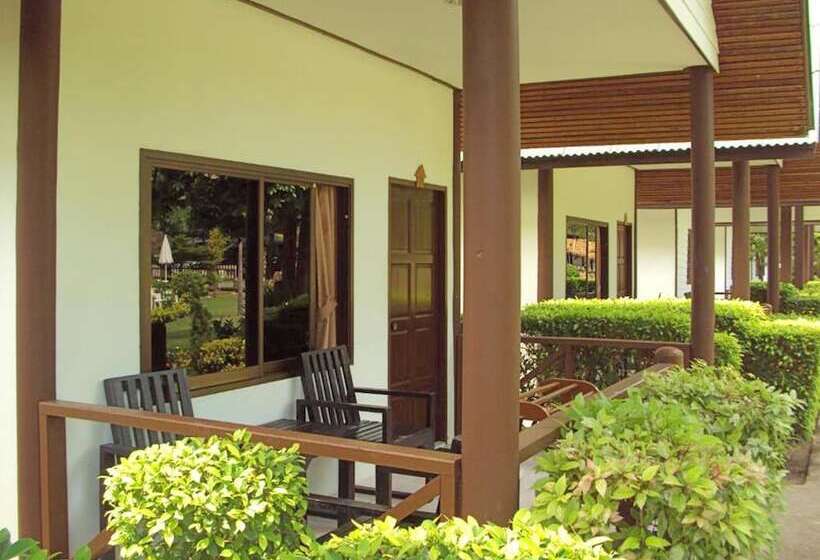 스탠다드 방갈로 정원 전망, Phi Phi Andaman Legacy Resort