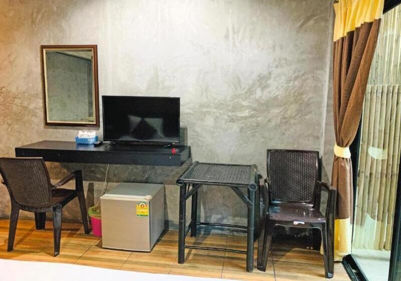 이코노미 룸, Phi Phi Andaman Legacy Resort