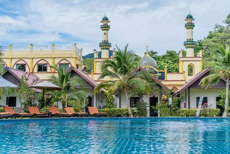 بانگلوی استاندارد, Phi Phi Andaman Legacy Resort