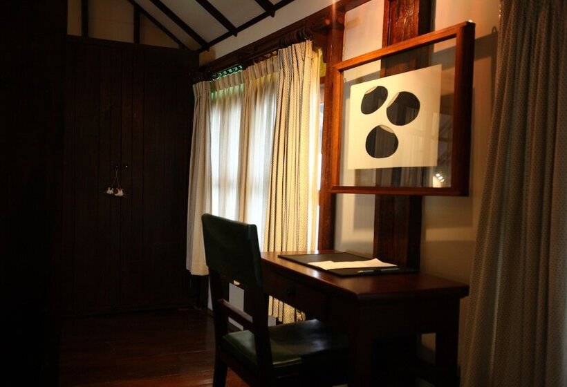 Полулюкс, Banthai Village