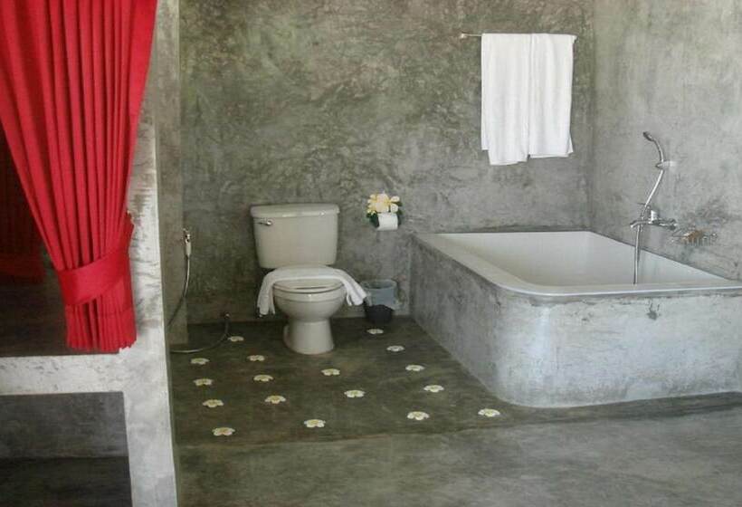 スタンダードルーム, The Hideaway Pariya Haad Yuan Ko Pha Ngan