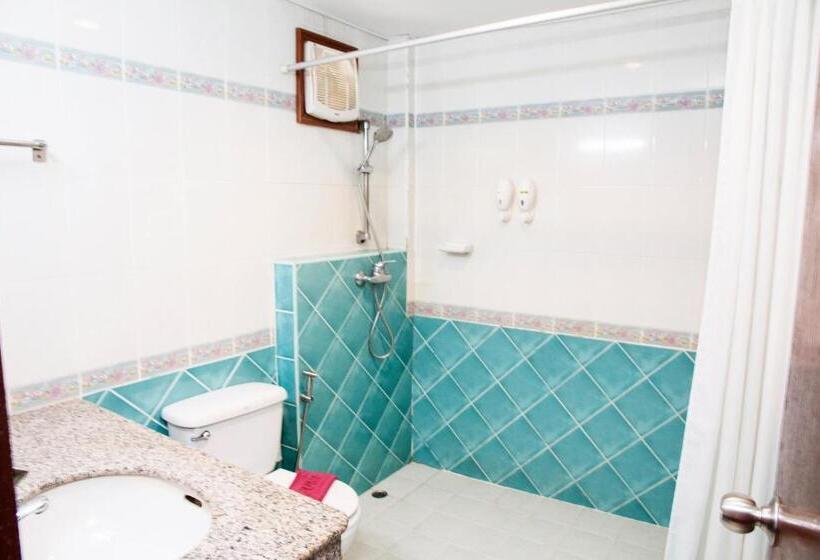 اتاق سوپریور, S Lodge Pattaya Formally Sabai Lodge