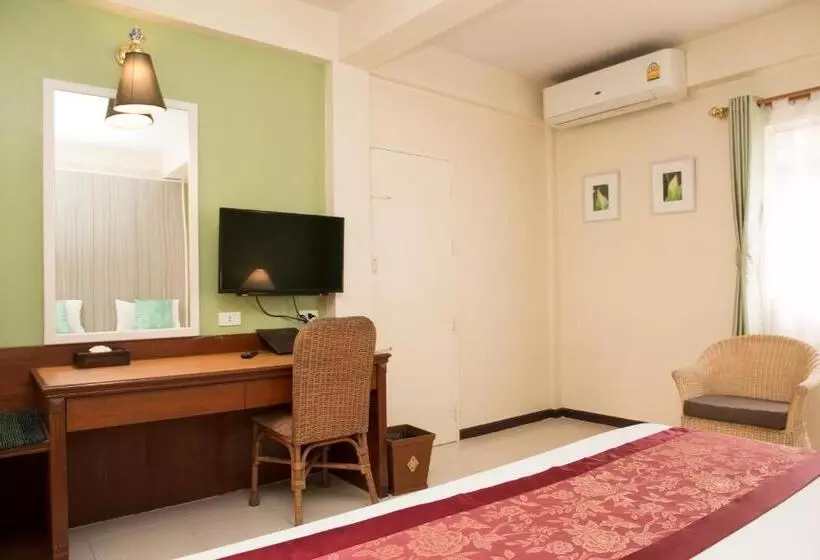 デラックスルーム, S Lodge Pattaya Formally Sabai Lodge