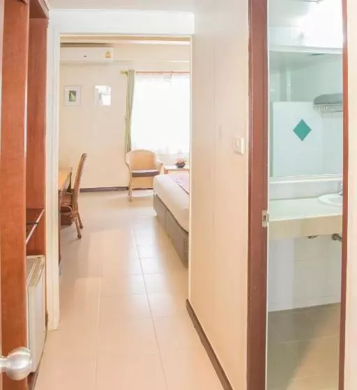 デラックスルーム, S Lodge Pattaya Formally Sabai Lodge