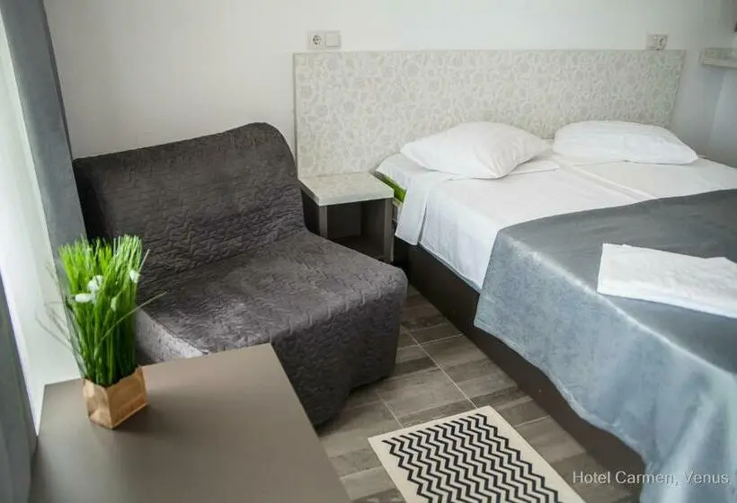 Quarto standart com varanda, Carmen