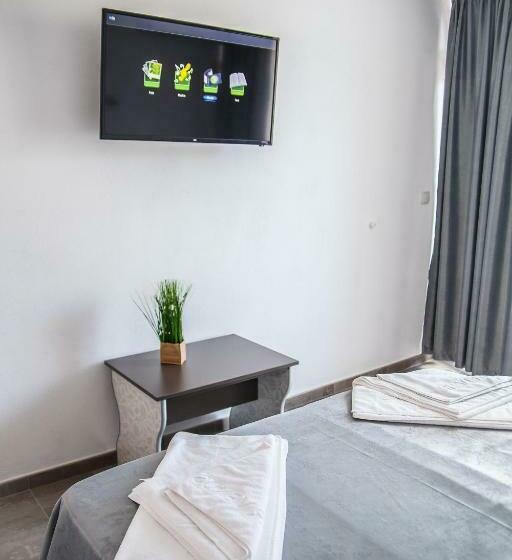 Номер Стандарт с Балконом, Carmen