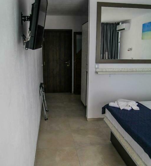 Номер Стандарт с Балконом, Carmen