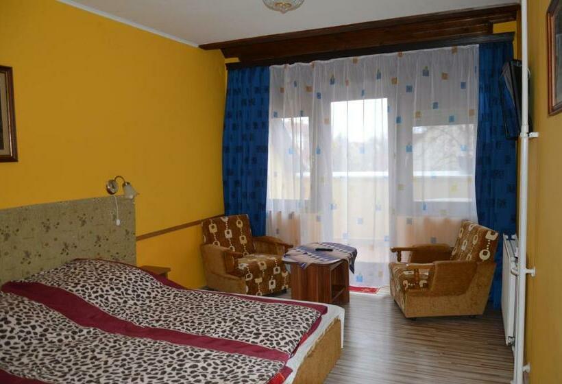 스탠다드 룸, Edit Vendégház