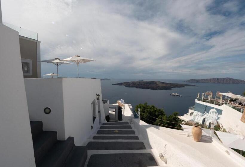 Chambre Deluxe, Noni Studios