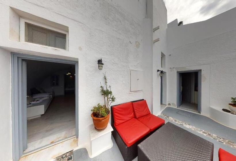 Chambre Deluxe, Noni Studios