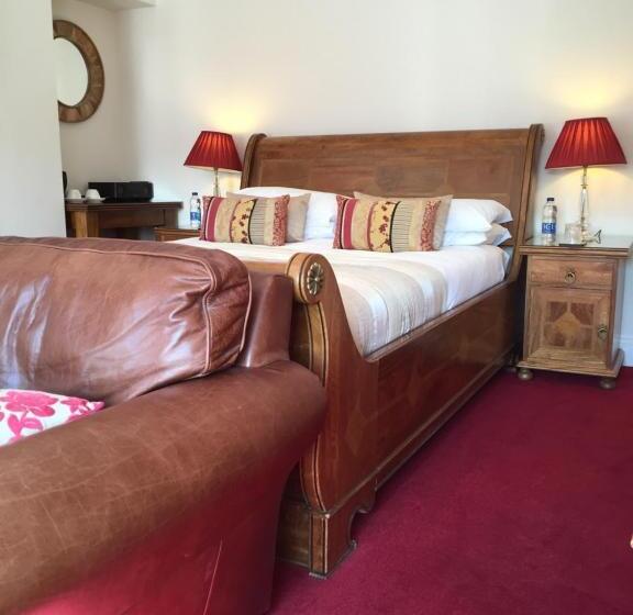 جناح, Sandpiper House