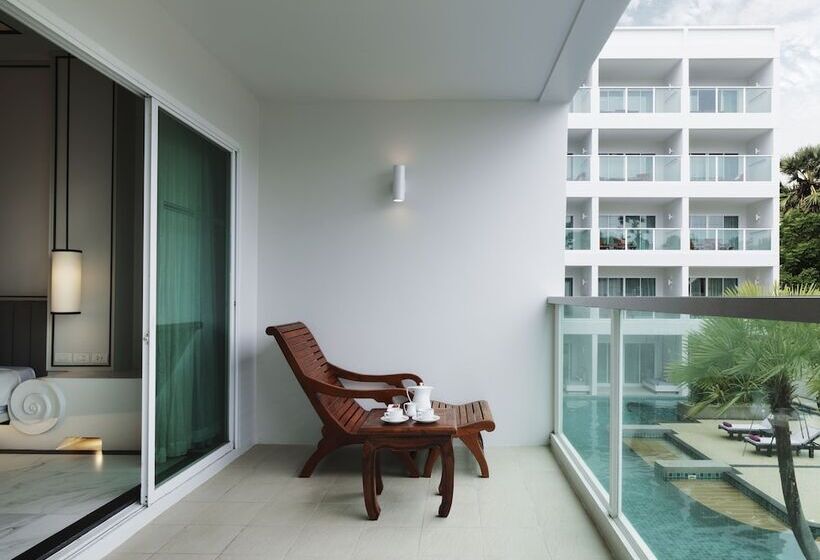 Номер Deluxe Вид на Бассейн, Chanalai Romantica Resort   Adults Only, Kata Beach