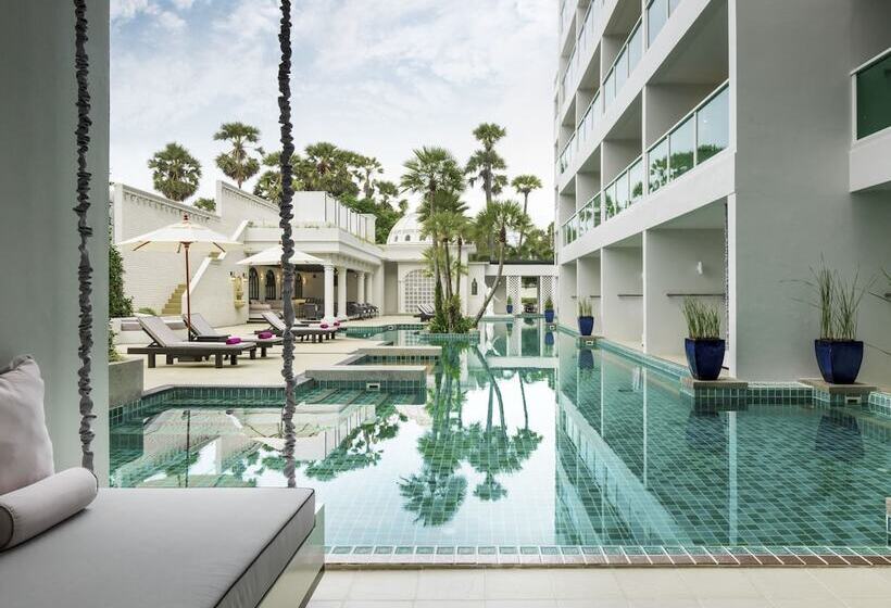 디럭스 룸, Chanalai Romantica Resort   Adults Only, Kata Beach