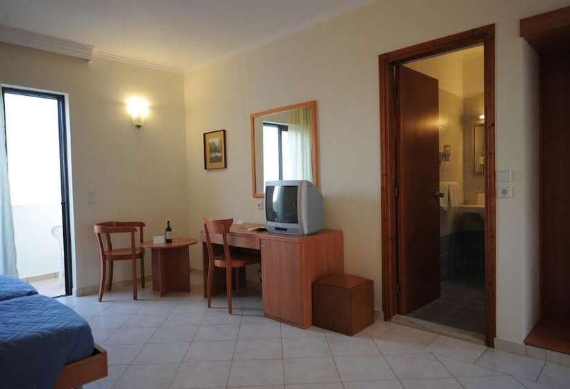 استوديو إدارى, Golden View Studios