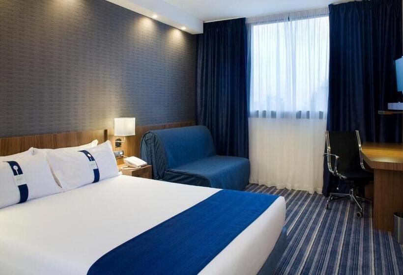 Номер Стандарт, Holiday Inn Express Bilbao Airport, An Ihg
