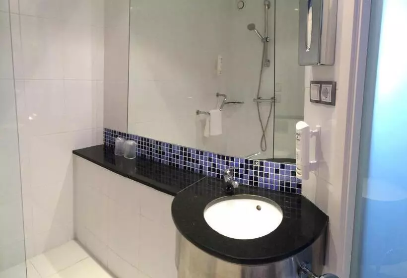 Standard Room Adapted for people with reduced mobility