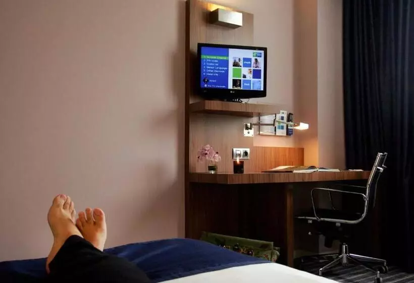 身障者適用スタンダードルーム, Holiday Inn Express Bilbao Airport, An Ihg