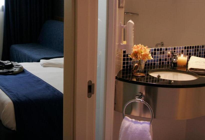 Семейный Номер, Holiday Inn Express Bilbao Airport, An Ihg