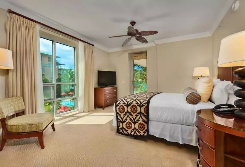 3 Bedroom Suite, Outrigger Honua Kai Resort And Spa