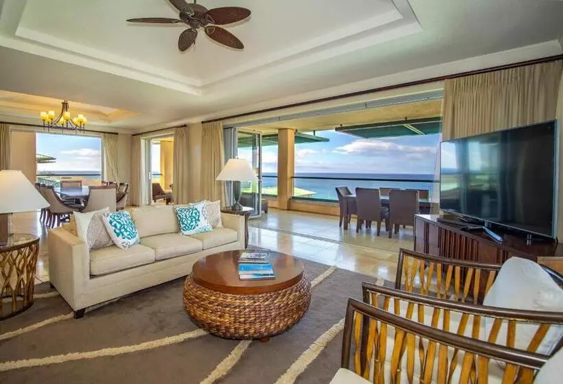 3 Bedroom Suite, Outrigger Honua Kai Resort And Spa