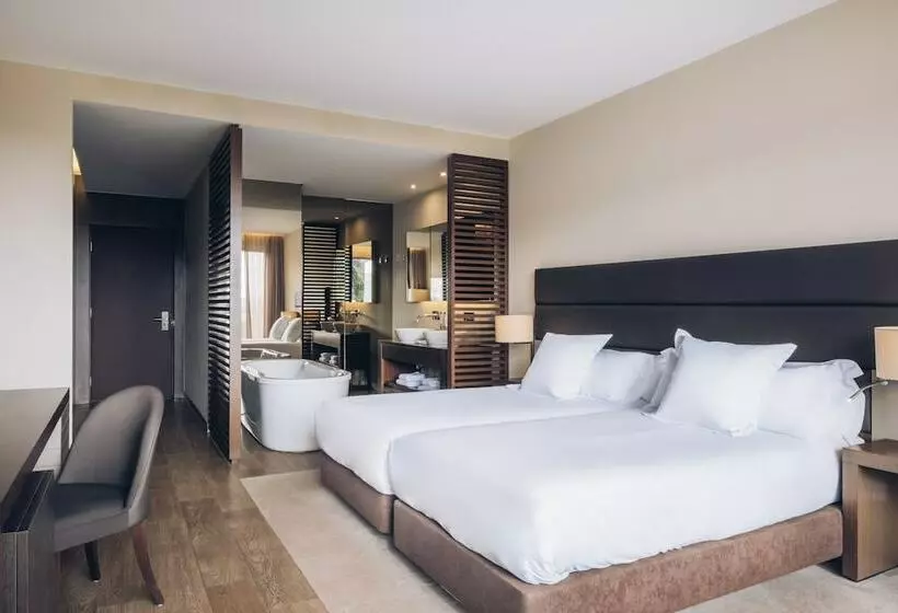 اتاق استاندارد با چشم‌انداز باغ, Iberostar Selection Lagos Algarve