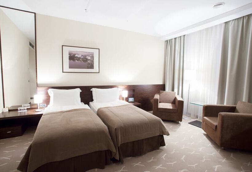 비즈니스룸, Kadashevskaya