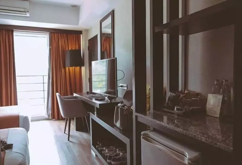 اتاق لوکس, Manita Boutique