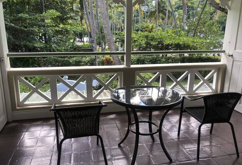 استودیوی لوکس, Marigot Beach Club And Dive Resort