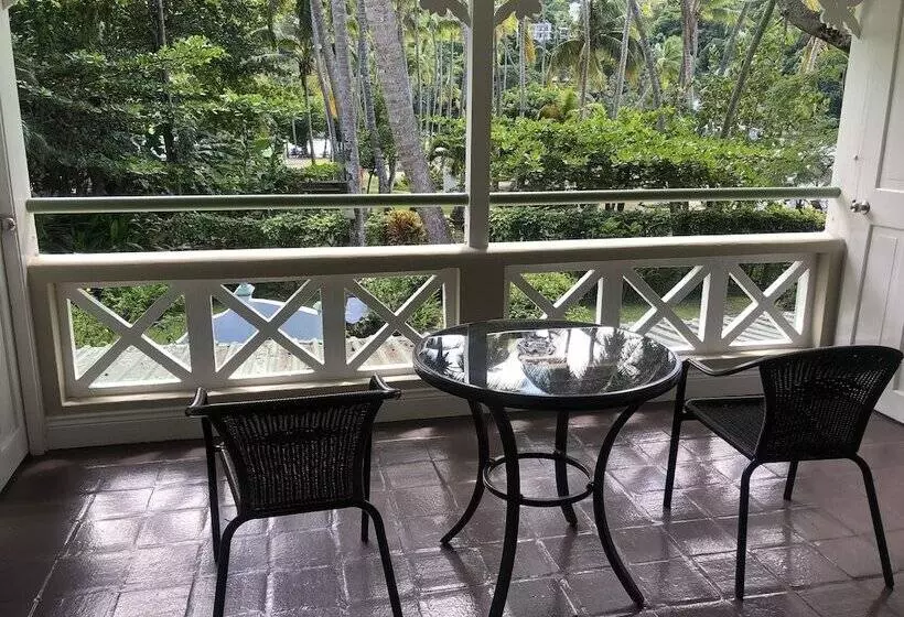 استودیوی لوکس, Marigot Beach Club And Dive Resort
