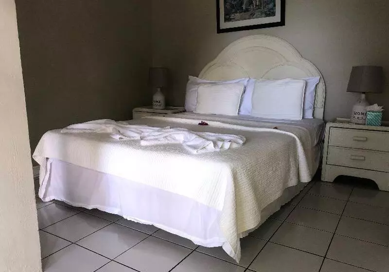 ویلای 2 خوابه, Marigot Beach Club And Dive Resort