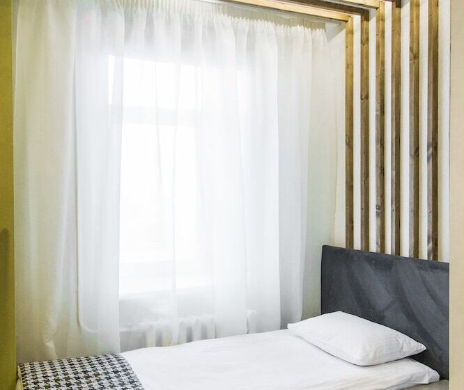 غرفة قياسية فردية, New Star