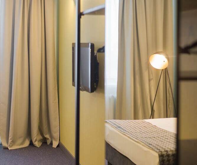 غرفة قياسية, New Star