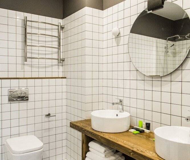 إستوديو قياسى, New Star