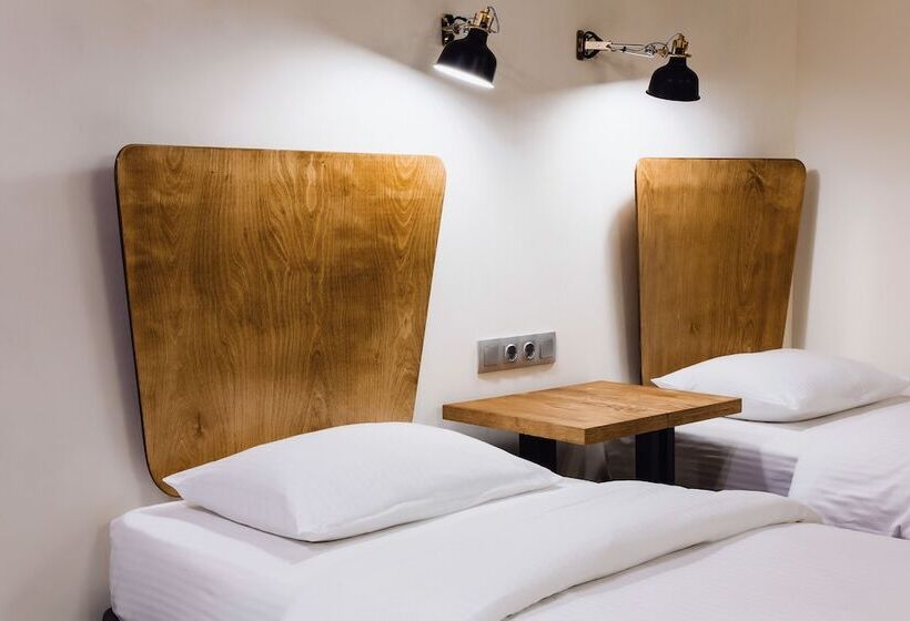 غرفة قياسية, New Star