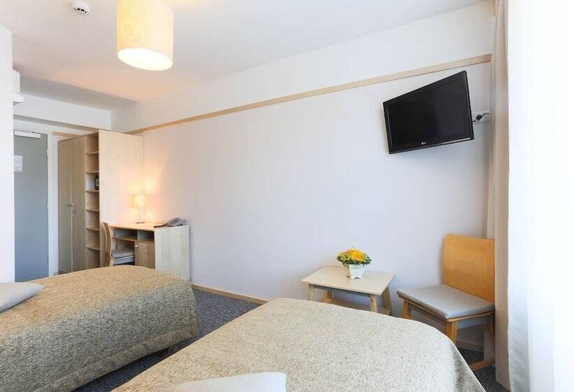 اتاق استاندارد, Tartu