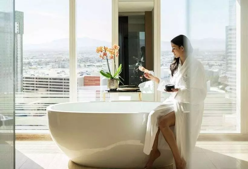 مجموعه ویستا شهر, Waldorf Astoria Las Vegas