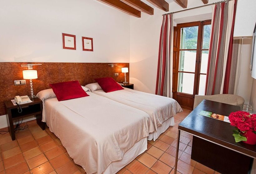 Номер Стандарт, Y Apartamentos Des Puig