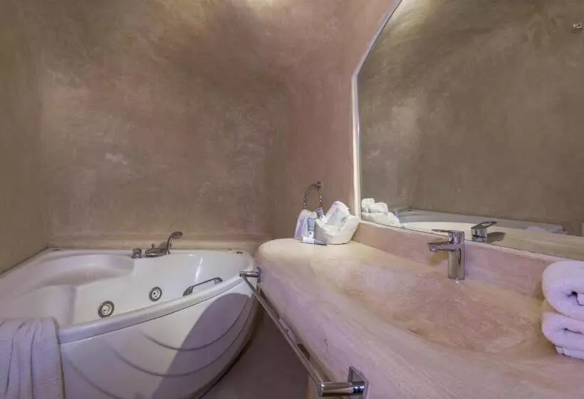 Sviitti Näkymä, Iliovasilema Hotel & Suites
