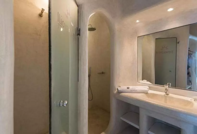 Juniorsviitti Näkymä, Iliovasilema Hotel & Suites