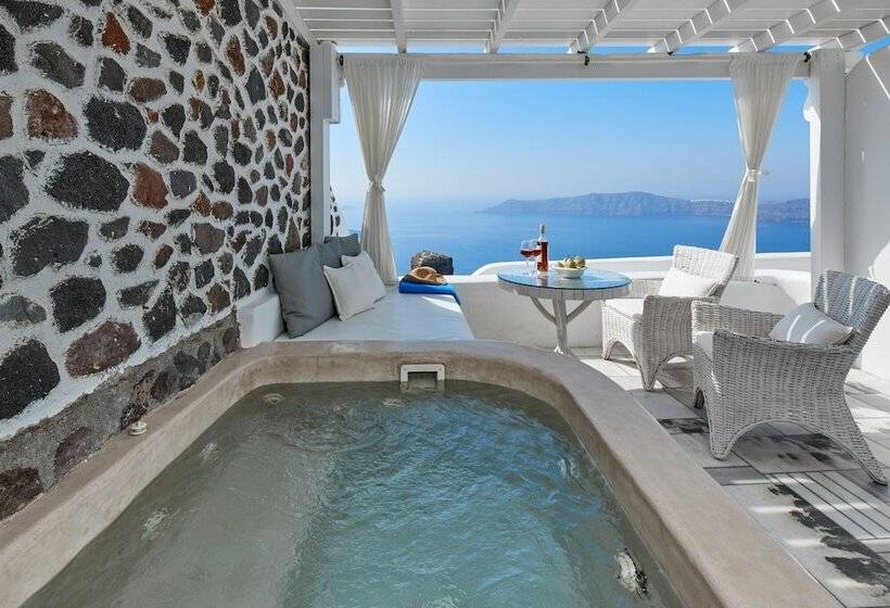 Superior suite with view, Iliovasilema Hotel & Suites