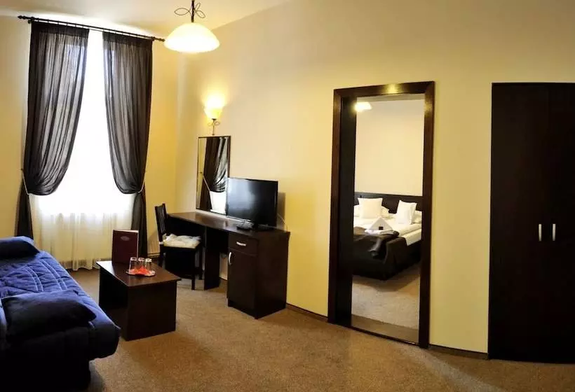 سوییت, Residence Ambient