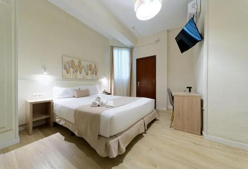 اتاق استاندارد یک نفره, Ura Hotels Boutique Gurea