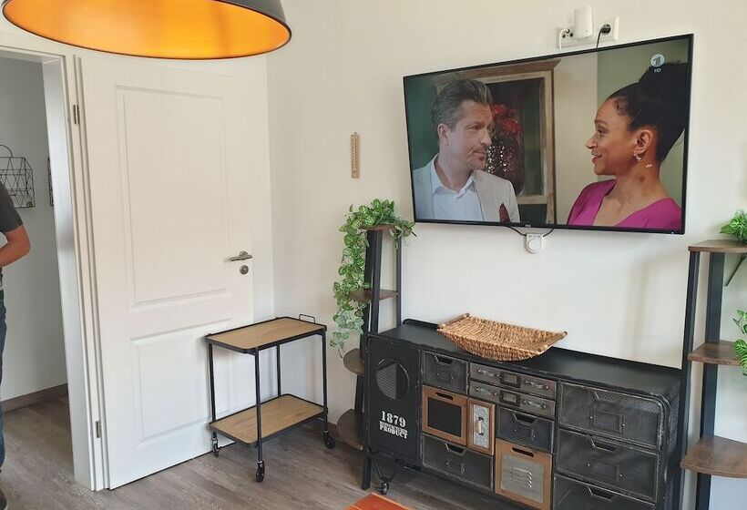 דירת שלושה חדרים, Altstadt Residenz