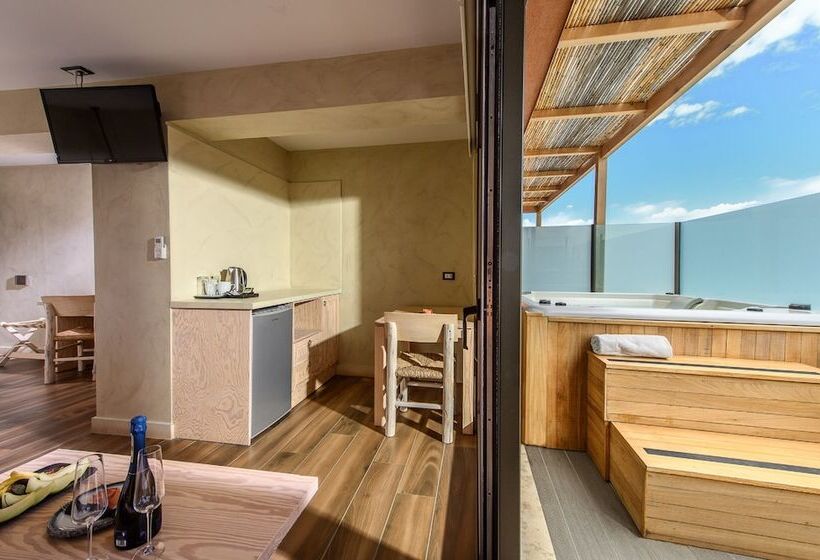 غرفة بريميوم مطلّة علي البحر, Esperides Resort Crete The Authentic Experience