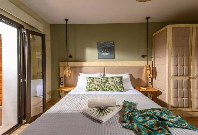 اتاق لوکس با چشم‌انداز دریا, Esperides Resort Crete The Authentic Experience