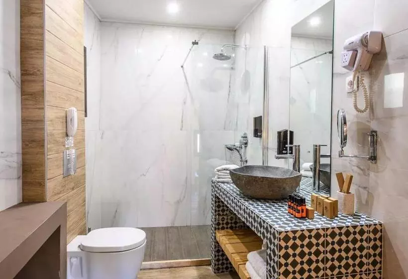 سوئیت با چشم‌انداز دریا و هیدروماساژ, Esperides Resort Crete The Authentic Experience