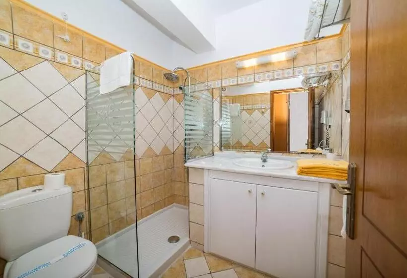 سوییت لوکس, Andreolas Luxury Suites