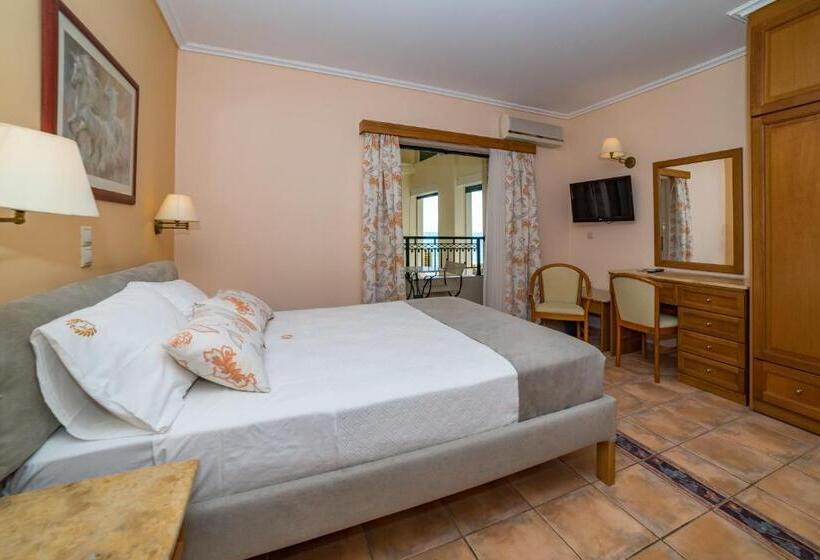 Люкс Повышенной Комфортности, Andreolas Luxury Suites