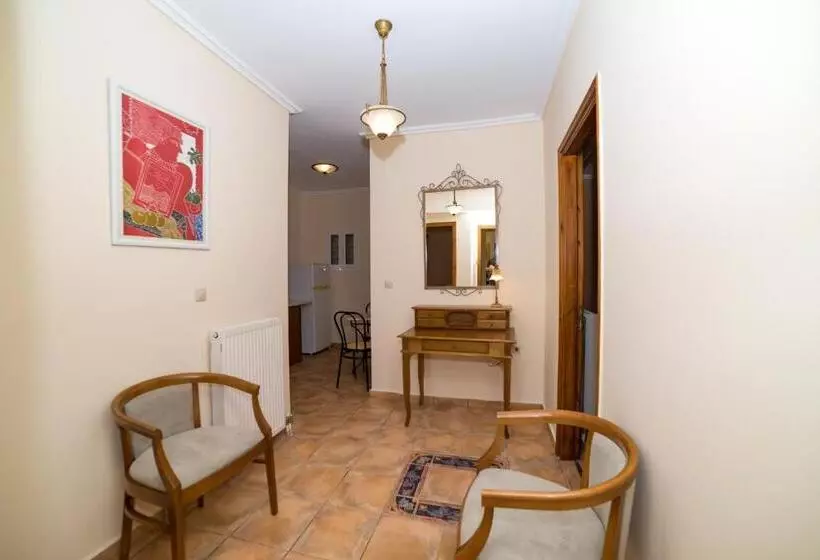 سوییت لوکس, Andreolas Luxury Suites